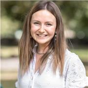 I’m a coach who loves to see people grow in their confidence and communication.